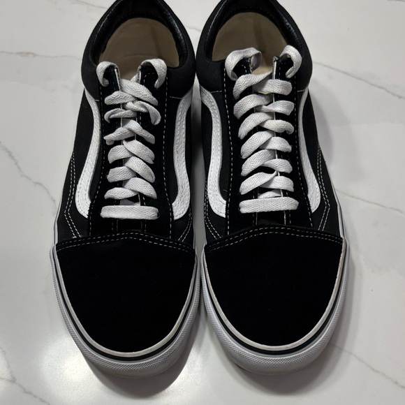 Vans Black and White Old Skool Low-Top Sneakers - Picture 4 of 13